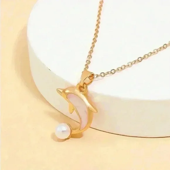 ⚠️Clearance Dolphin Pendant Necklace Yellow Gold - Picture 4 of 6